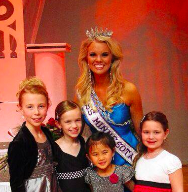 Bio - CONFIDENCE & POISE: PAGEANT TRAINING BY MARY SWENSON
